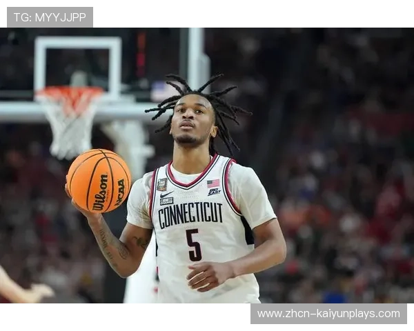 卡斯尔单场11助再进阶!马刺真控卫雏形出现 卡斯尔单场11助再进阶!马刺真控卫雏形出现